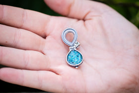 cremation pendant with ash opened