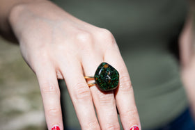 glass ring with cremation ash 3