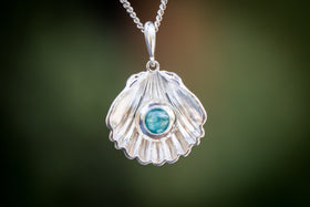Seashell Pearl Pendant with Cremation Ashes