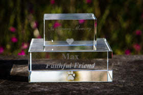 Engraved square glass base