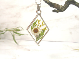 Daisy memorial pendant