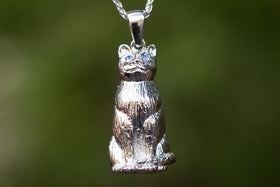 Cat Keepsake Urn, with blue eyes, on chain. Urn Necklace, Necklace for Ash, Pet Cremation Jewelry, Cat Necklace for Ash, Pet Remembrance Jewelry, Silver Necklace for Ash, Silver Cat Necklace