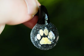 Pawprint Hologram Pendant with Infused Cremation Ash