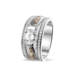 Gold Ring with Cremation Ash and Gem