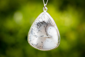 opal dendrite pendant