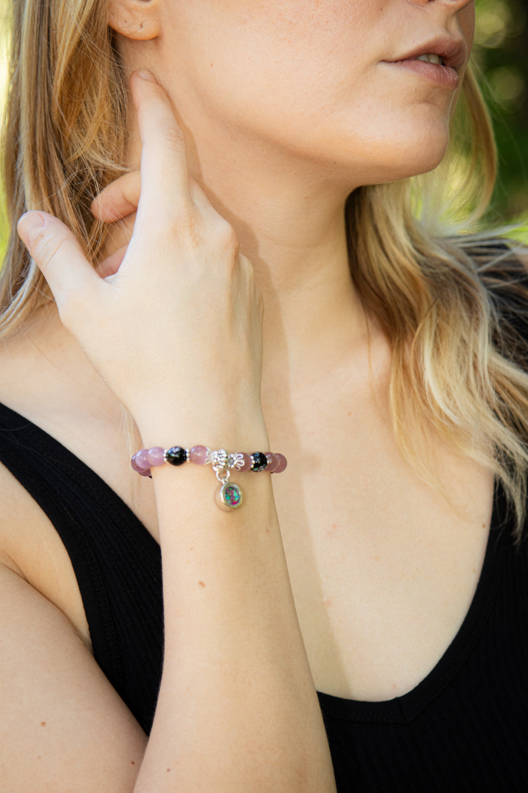 cremation bracelet with cremation ash from people and pets