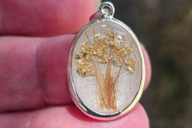 pendant with hair