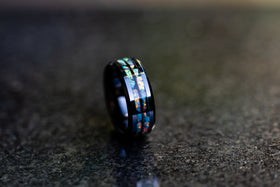 black ceramic ring with hair
