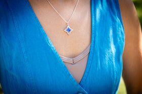 starburst pendant with ash