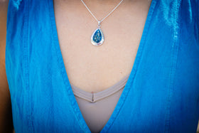 pear hair pendant