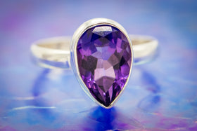 amethyst ring with cremation ash