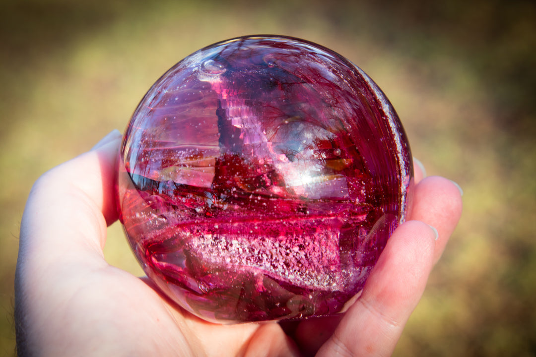cremation glass with ashes from pets and people