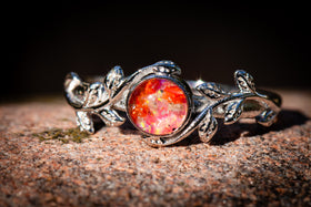cremation ring leaf themed for women in orange and pink