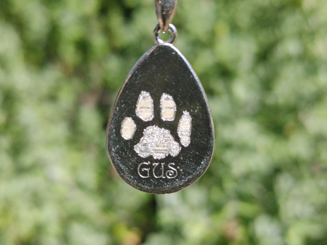 engravable cat pendant back