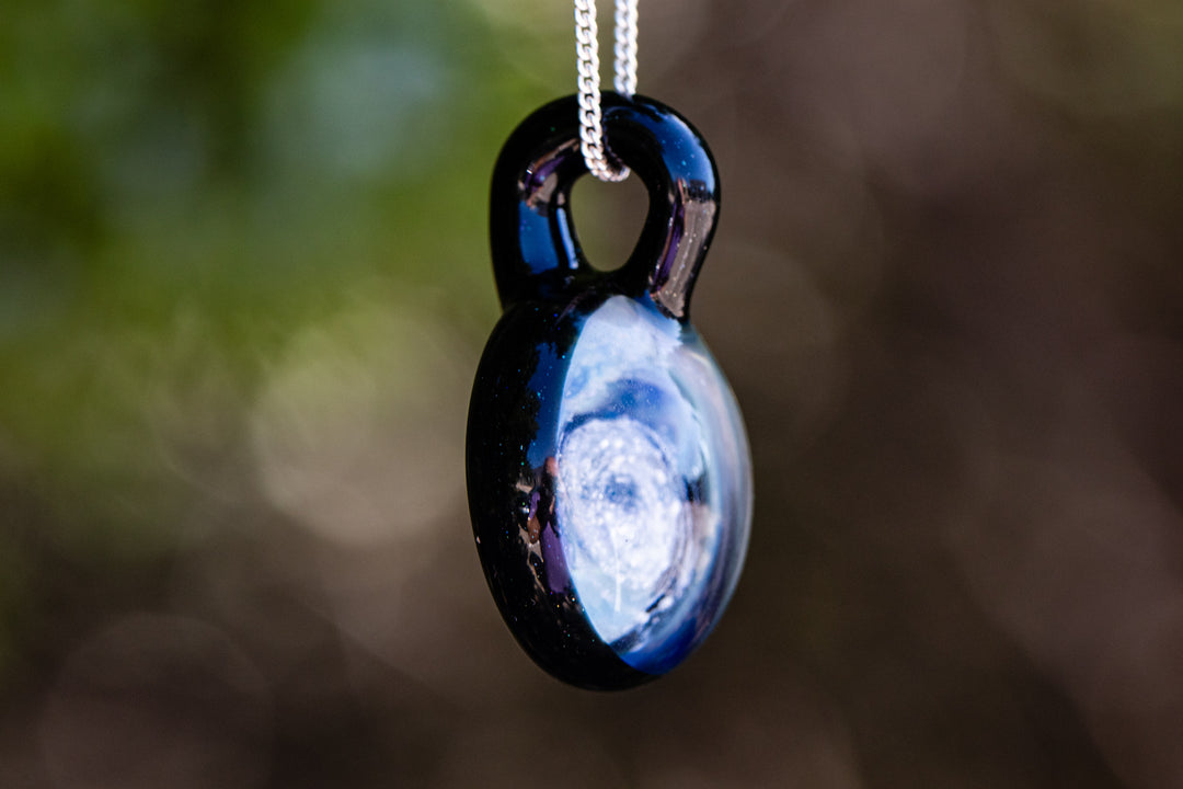 fumed spin pendant