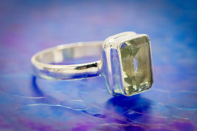 green amethyst ring with cremation ash