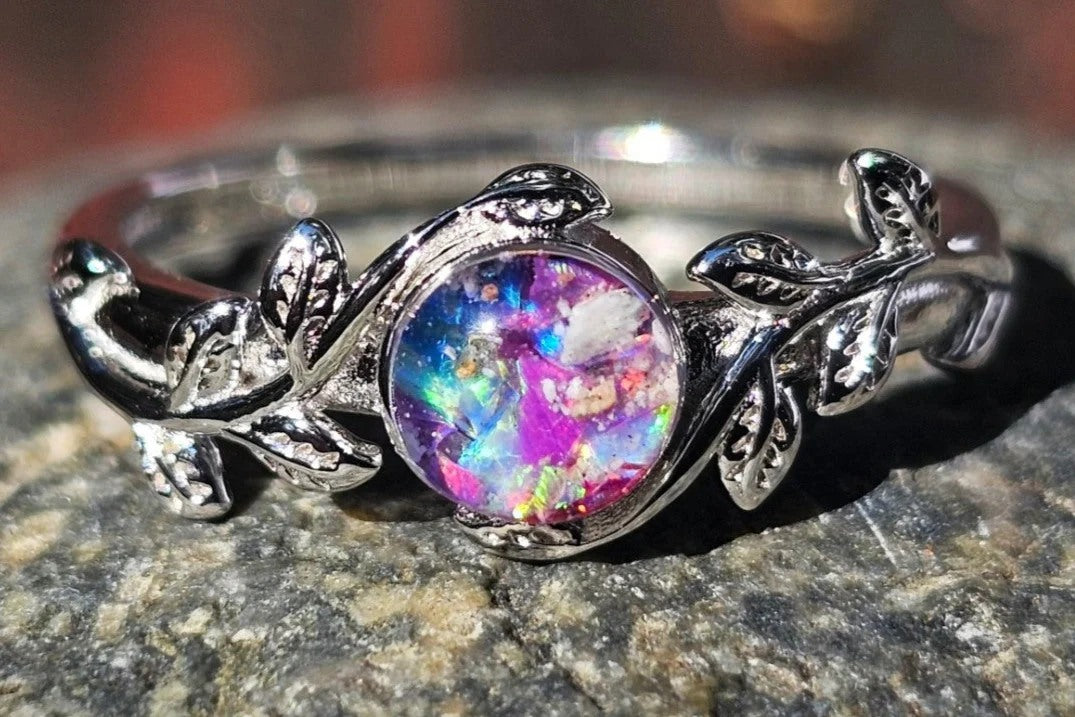 leaf ring with cremation ash
