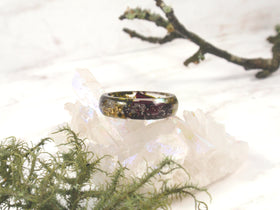 ring with moss and rose