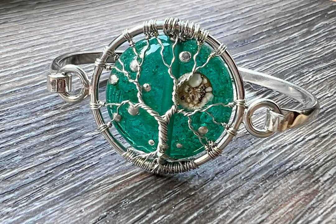 bracelet with cremation ash front