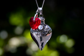 cremation necklace keepsake heart pendant for cremation ash from pets and people