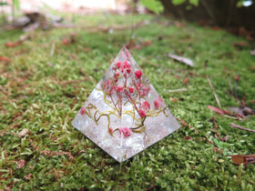 Flower pyramid with cremation ash