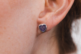 heart stud earring