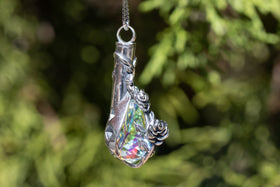 keepsake rose pendant 1