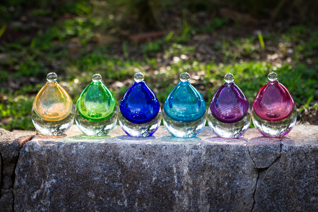 glass keepsake urns