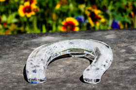 glass-horseshoe-with-infused-cremains