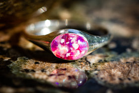Silver Oval Ring with pink and purple opal. Ring for ash, Ring for pet ash, Cremation jewelry, Jewelry for ash, Jewelry for pet ash