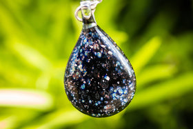 starry-night-teardrop-pendant-with-infused-cremation-ash
