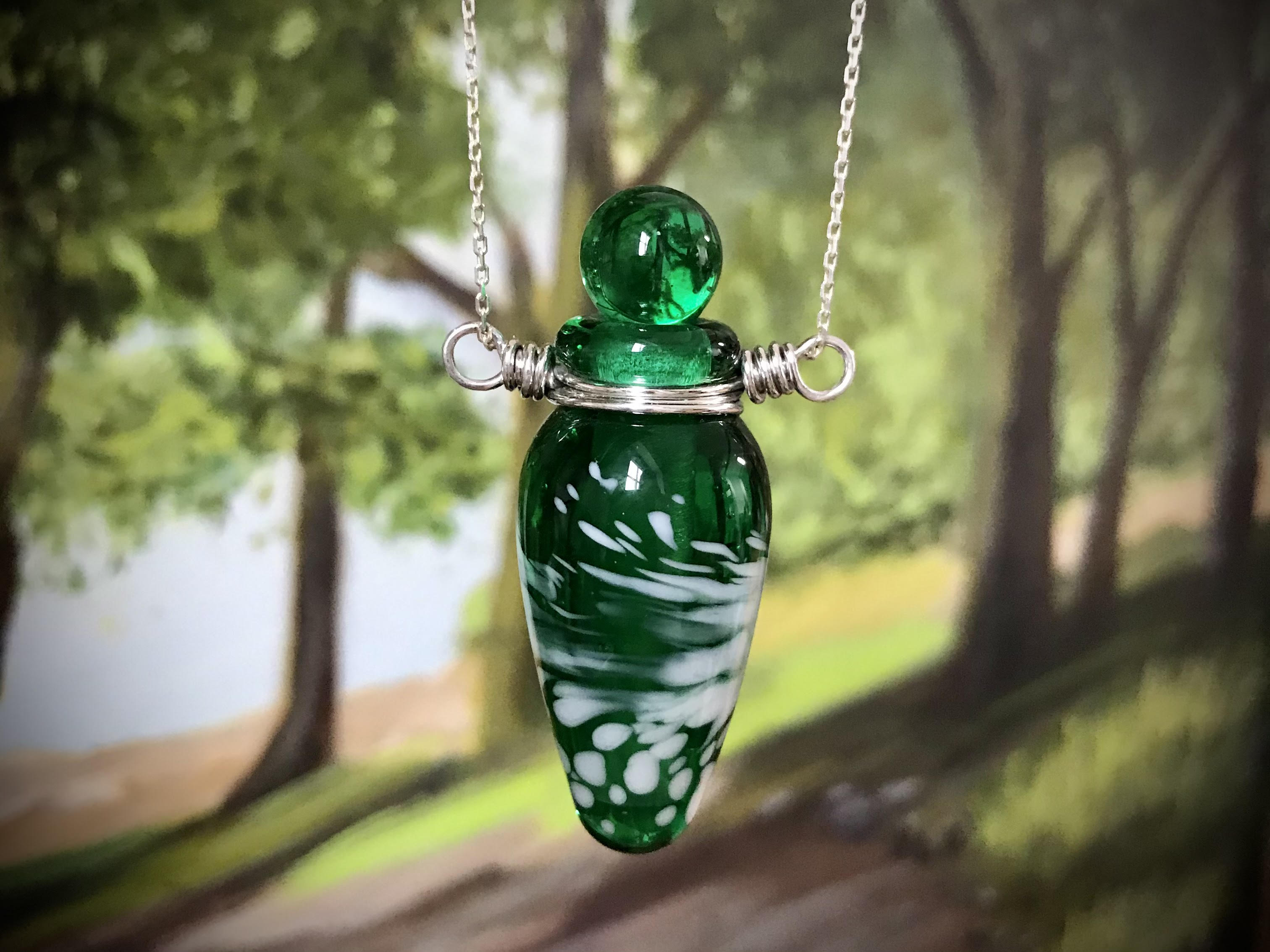 Cremation Jewelry Glass Bottle Urn Necklace/Window Charm For