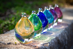glass keepsake urns